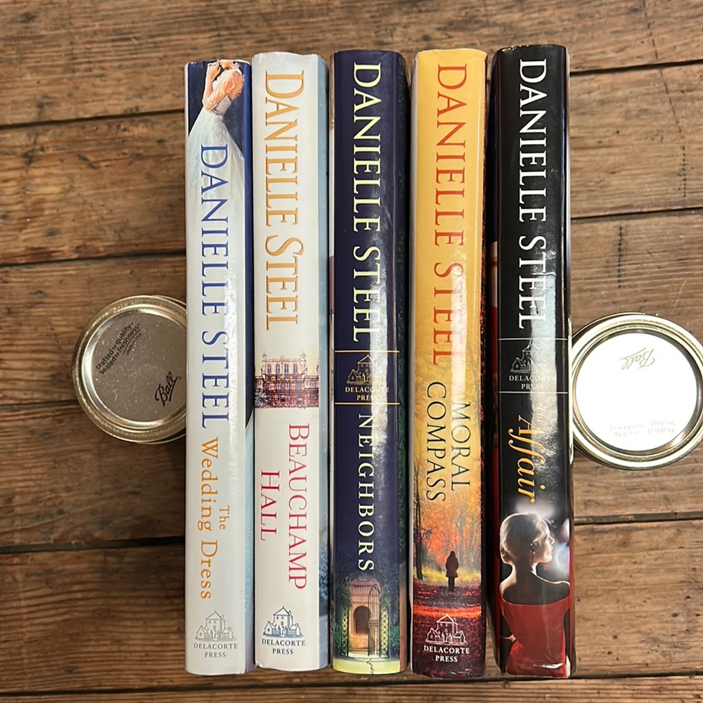 5 Hardback 1st edition Danielle Steel Novels